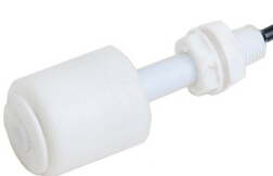 液體介質性能對塑料浮球開關的影響